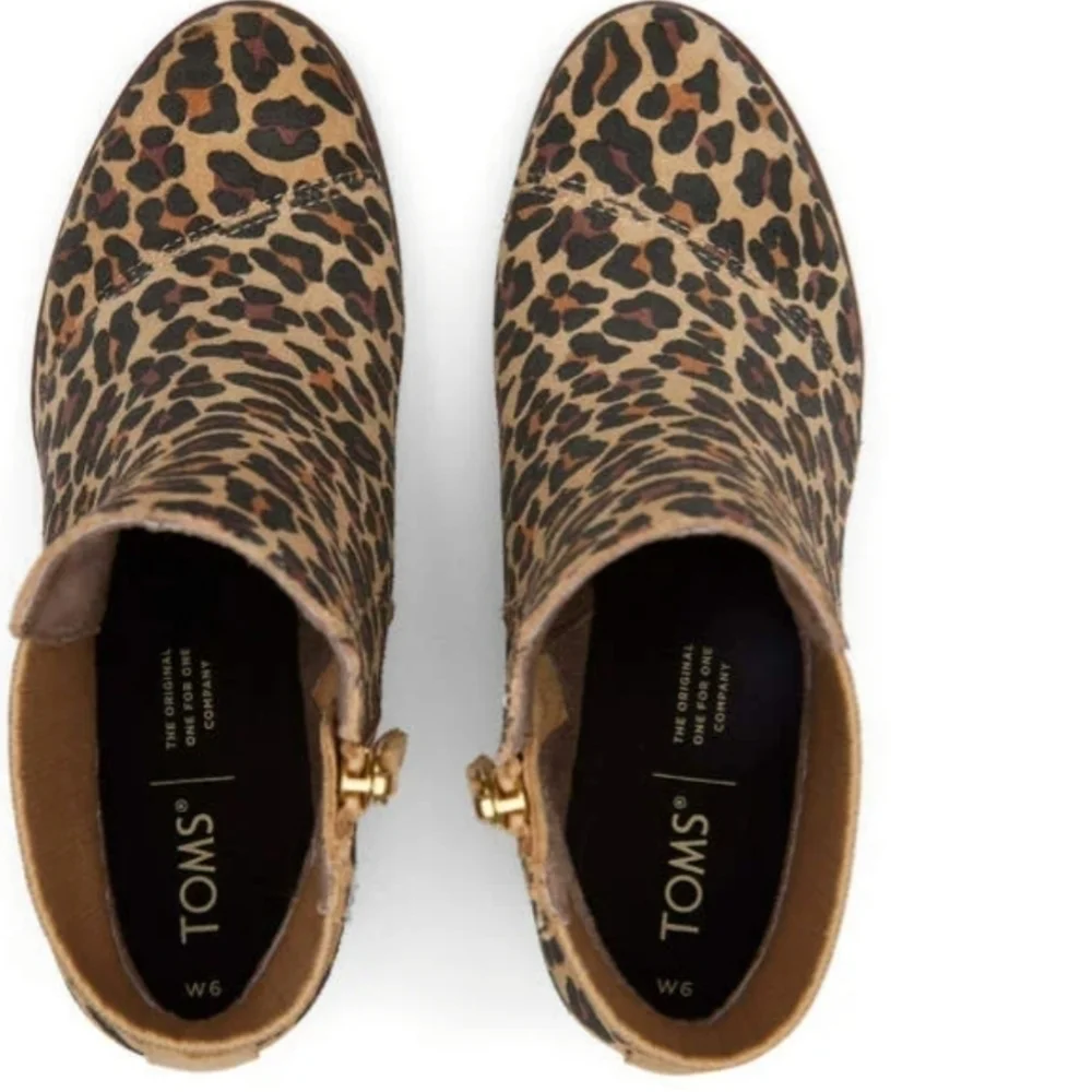 TOMS Sadie Tan Classic Leopard print Suede Women's‎ Wedge heel Boot Size 8